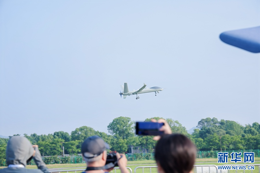 空天盛宴來了！一批新型航空器在重慶梁平升空