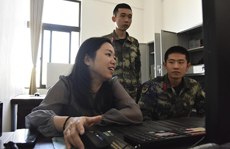 軍嫂鄭如:雖苦不怕，是我對愛的承諾