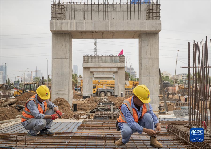 （國際·一周看天下）高溫下，特拉維夫輕軌建設正酣