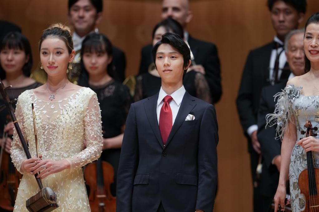 羽生結弦出席中日邦交正?；?0周年紀念活動