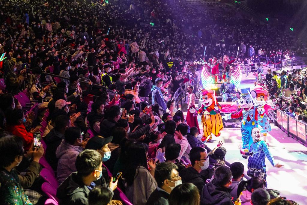 新華全媒＋｜元旦假期消費市場：人氣漸旺，暖意漸濃