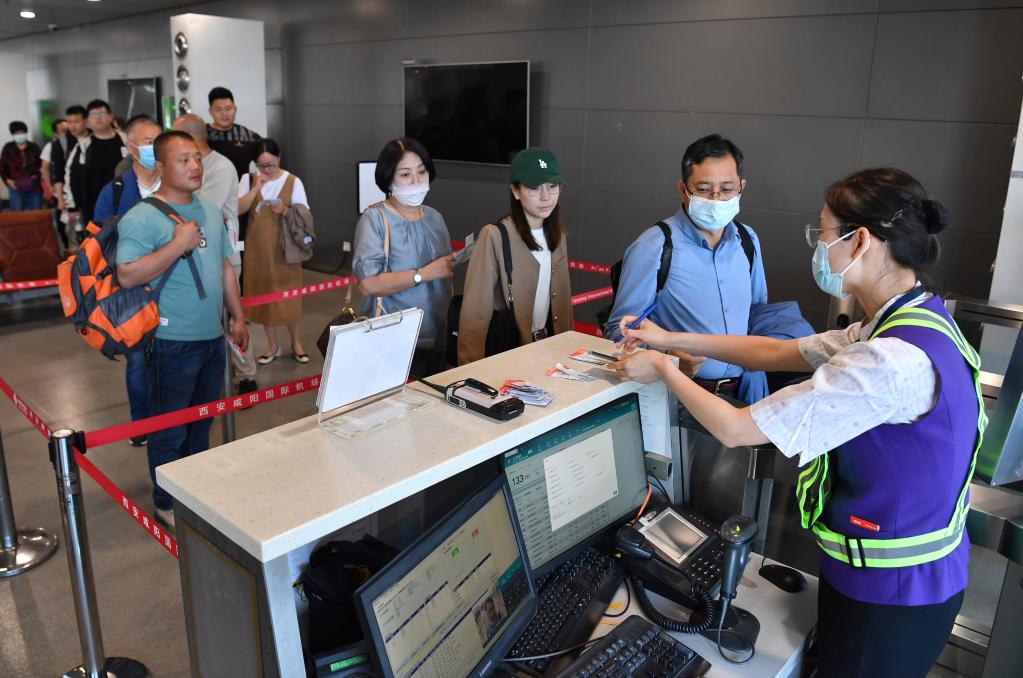 新華全媒+丨西安新開至阿什哈巴德、杜尚別航線