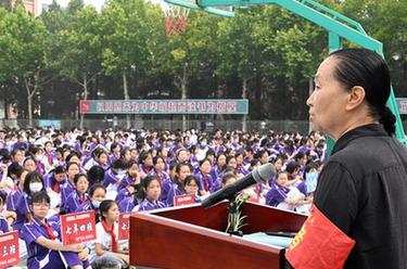 “同學，你好！”