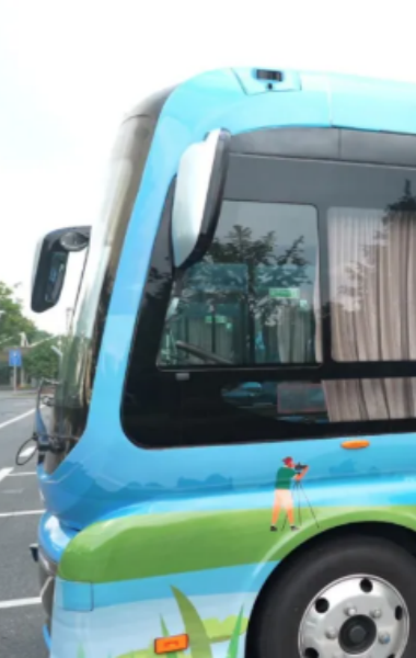 無需司機，智能駕駛巴士帶你體驗“地信智慧城”
