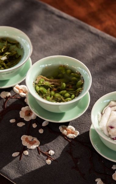 甜咸之間，三杯茶品德清禮儀之道