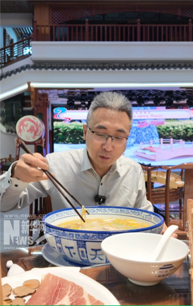 花式吃法一周不重樣！探訪“中國過橋米線之鄉”