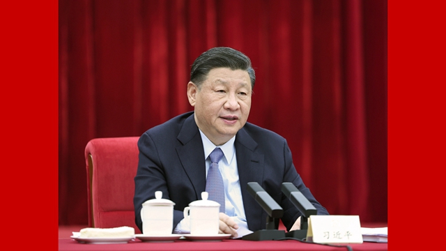 習近平看望參加政協會議的民建工商聯界委員