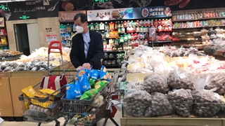 “掃碼”、兩米線……上海復商復市現場直擊