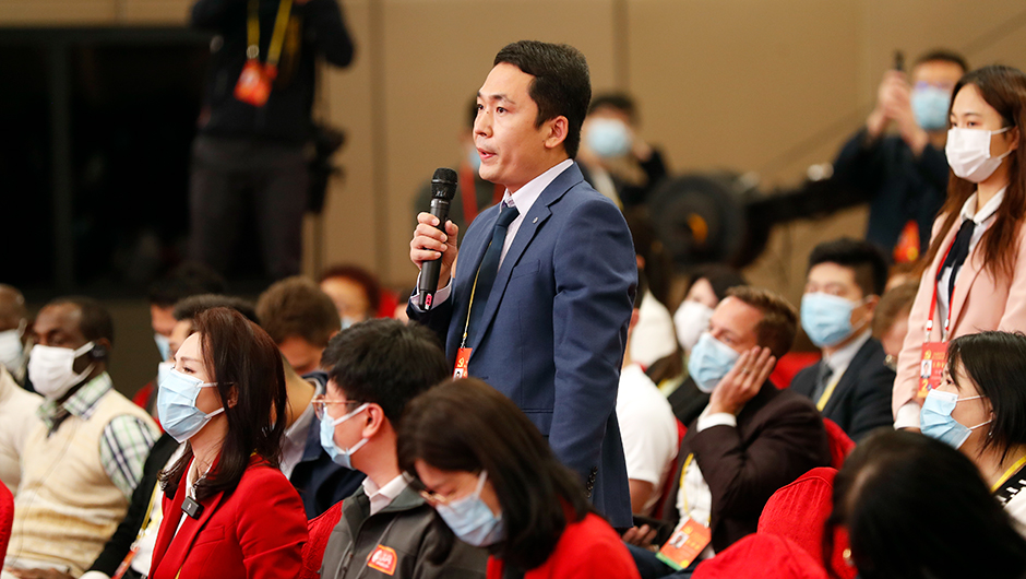 中新社、中新網記者提問