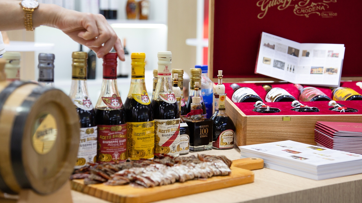 在農食產品展區尋覓“洋特產”