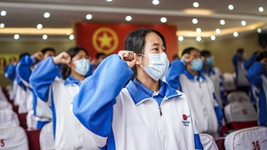 以青春之我，貢獻偉大時代
